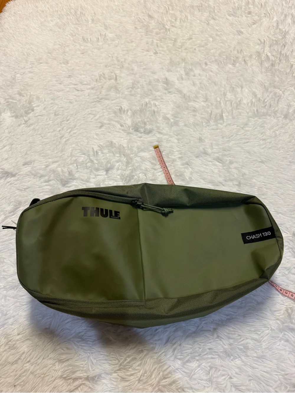 Thule Chasm Olive Green Duffle Bag Packing Case / Accessories Carry Bag